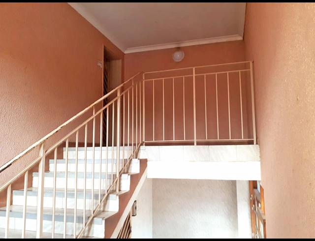 1,550M² APARTMENT BLOCK FOR SALE IN NEW REDRUTH